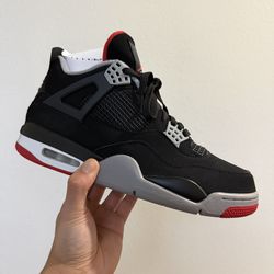 Bred 4 (2019) Sz 10M
