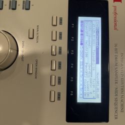 Akai MPC 2000 Excellent Condition 550$