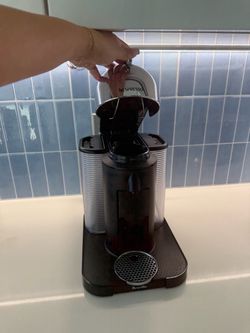 Nespresso Vertuo by Breville Coffee Machine