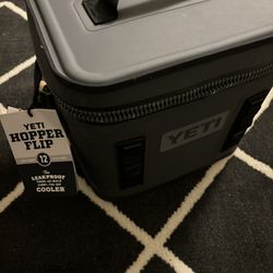 Yeti Lunchbox Cooler 