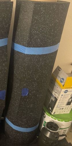 New Sports Roll of Rubber flooring 100sf $200