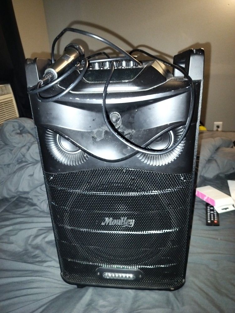 Moukey Karaoke Machine