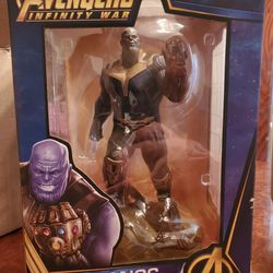 Diamond Select Thanos PVC Figure