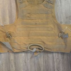 Coyote Tan Tactical Plate Carrier Vest