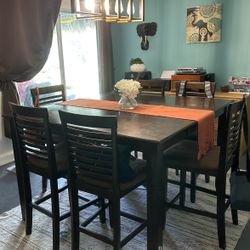 Kitchen Table And Chairs 