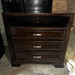 Brown Console Dresser