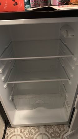 Mini fridge