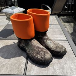 Waterproof Muck Boots Size 9D