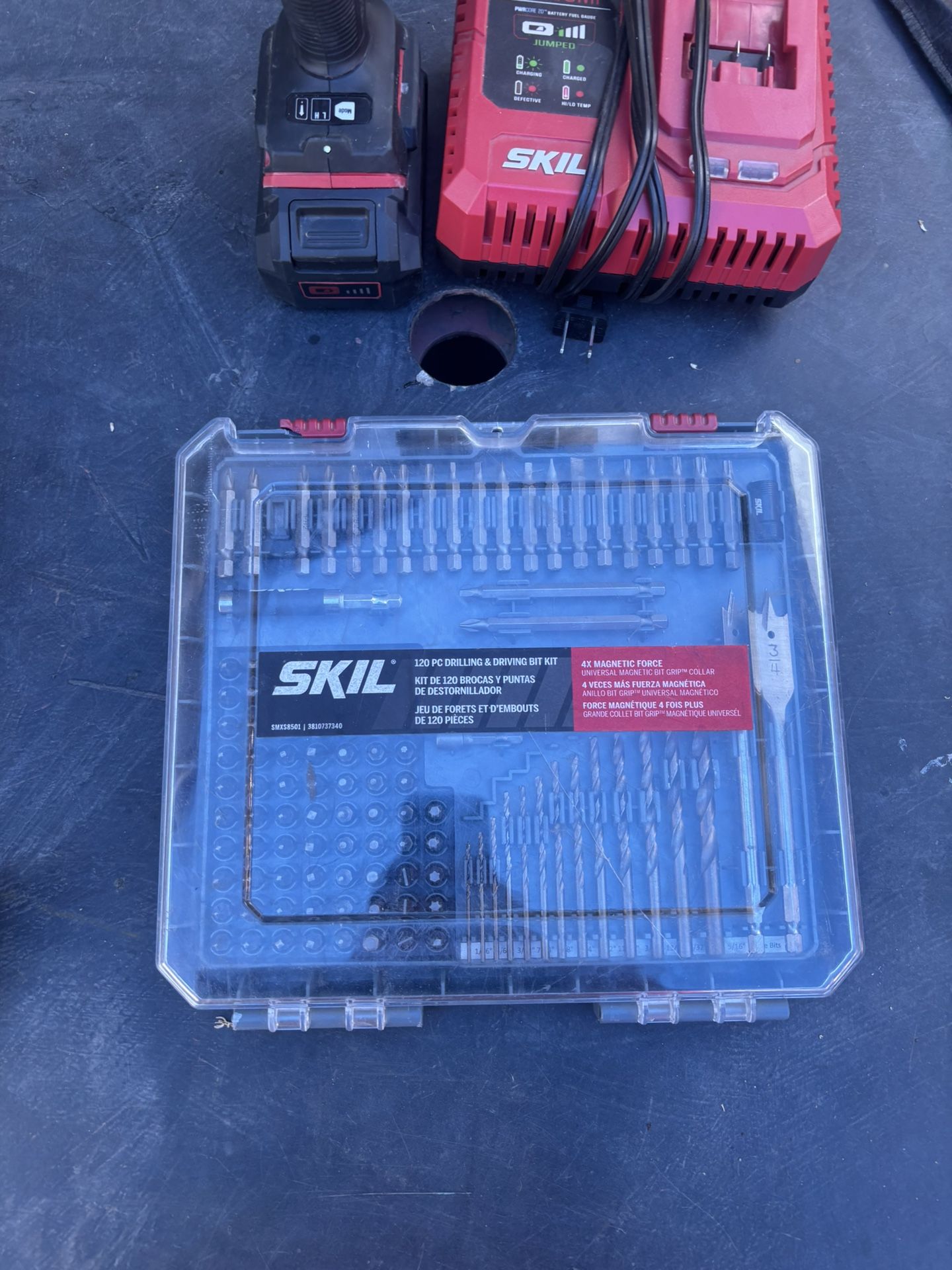 SKIL 120 Piece Drilling And Driving Bit Kit