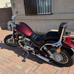 1986  Suzuki Intruder700