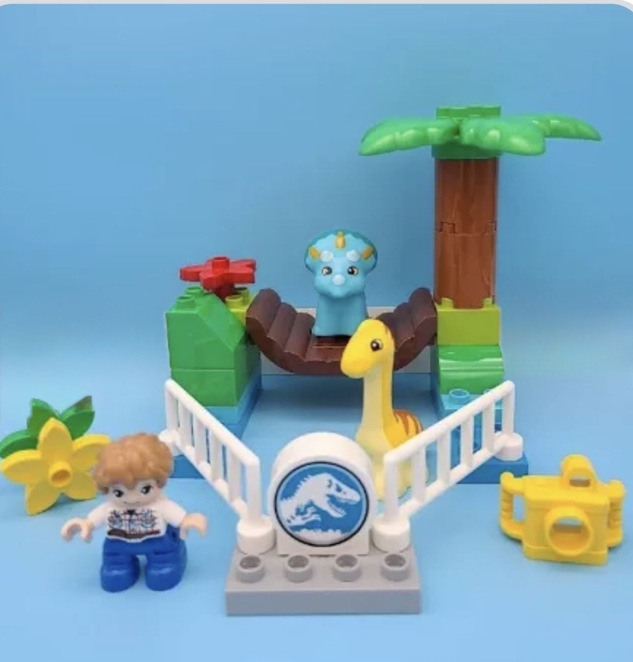 Lego Duplo Jurassic World Building Set 10879•Plus 50 Additional Duplo Building Blocks In The Same Color Combination 🦖