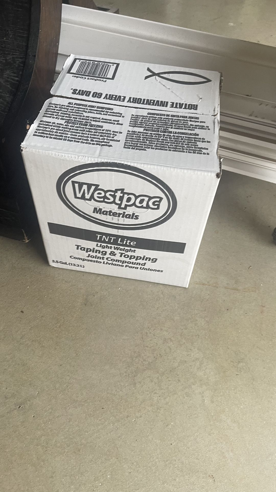 3 boxes of drywall mud