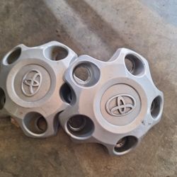 5 Lug Nut Toyota Tundra Center Caps 