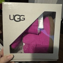 Girl Uggs