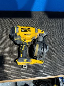 Roofing gun Dwalt