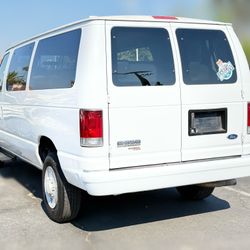 2008 Ford E350 Passenger Van