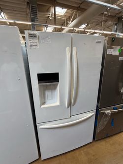 Frigidaire 28 cu ft refrigerator in white