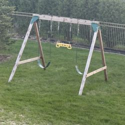 MUST-GO: Wooden Swing Set with Swing