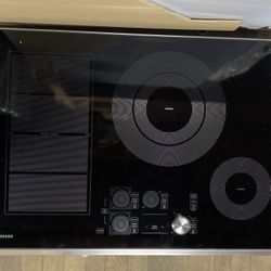 Samsung - 30” Induction Cooktop with Flex Zone 