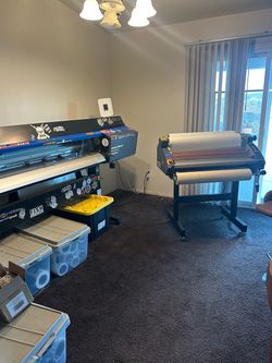 Roland TRUE VIS SG-540 printer and laminator