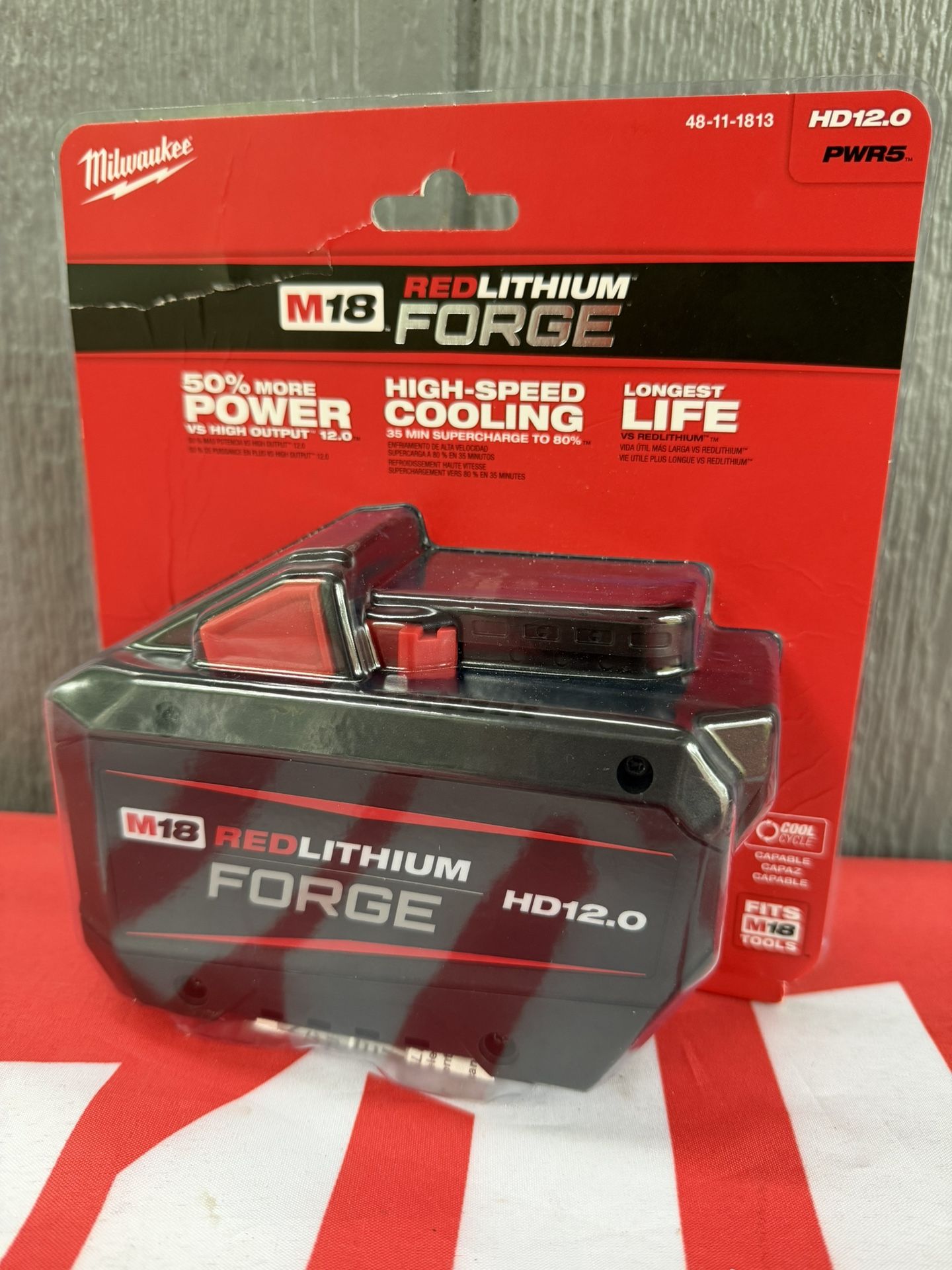 Milwaukee M18 18V Lithium-Ion REDLITHIUM FORGE HD 12.0 Ah Battery Pack