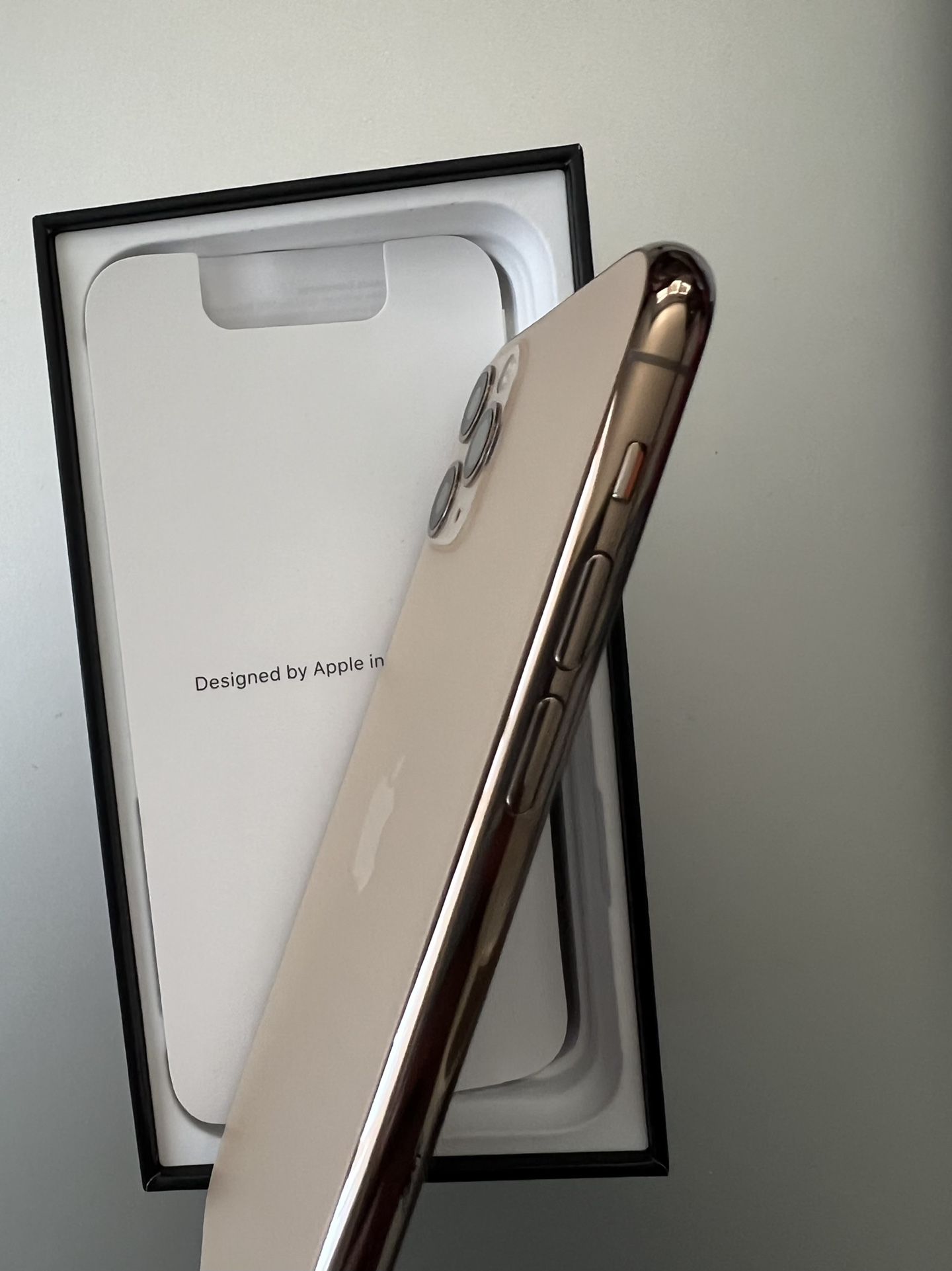 Iphone 11 Pro 64GB GOLD ANY CARRIER