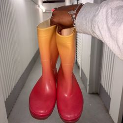 RAINBOOTS