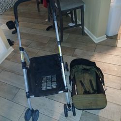 Evenflo Stroller & Baby Bathpad 
