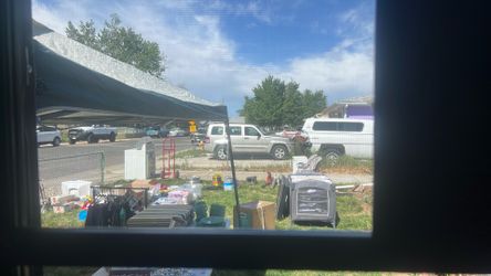 Yard sale 7059 garden ln
