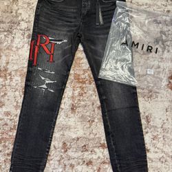 Amiri Jeans(34)