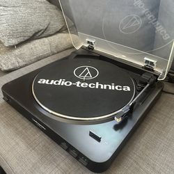 Audio Technica AtT-LP60