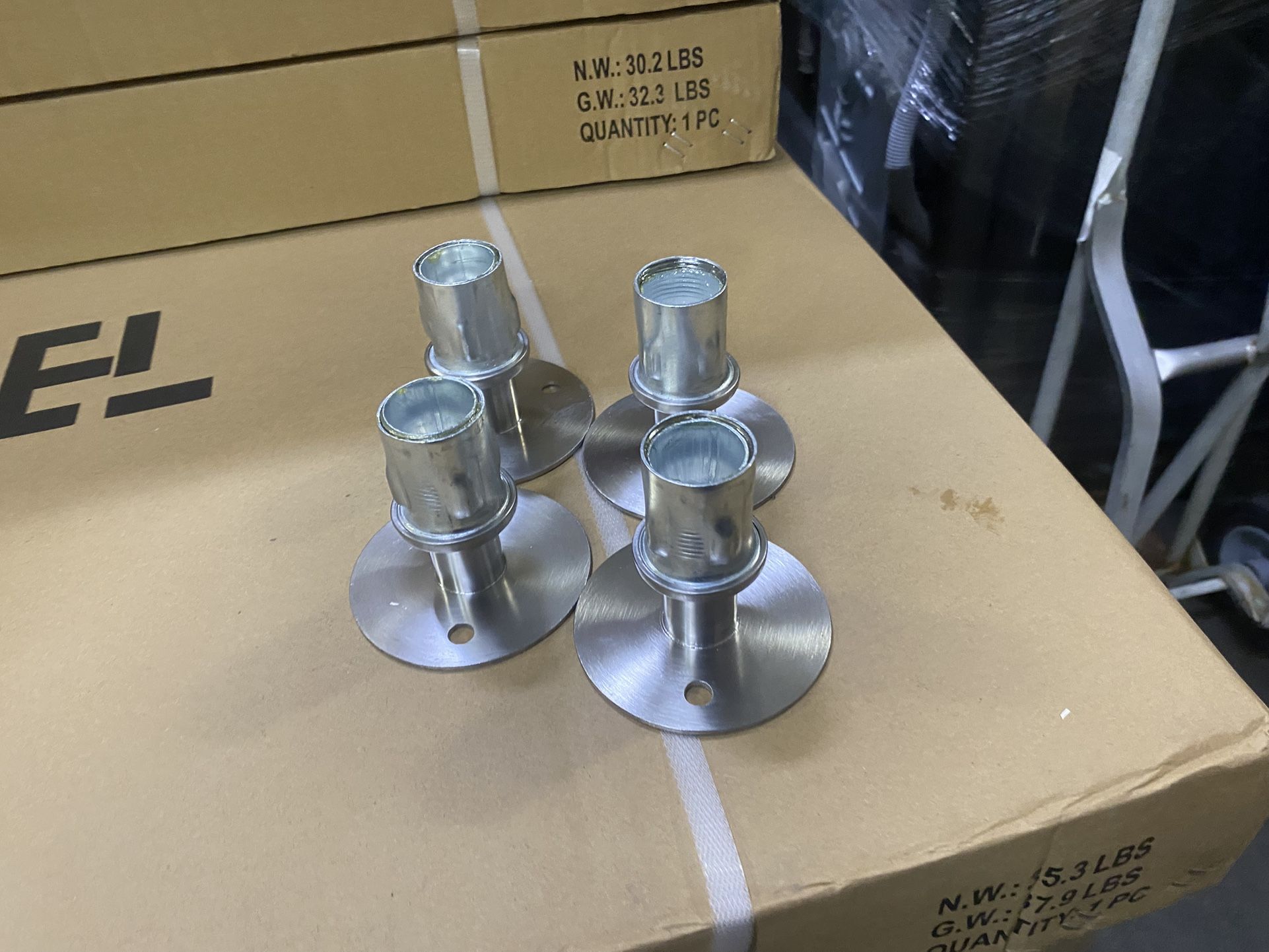 Floor Mounting Flange For Stainless Steel Work Table And Equipment Stands 