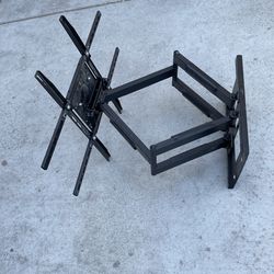 Swivel TV Mount