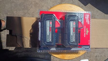 Milwaukee high output batteries 6Ah