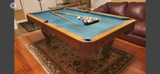 Pool table