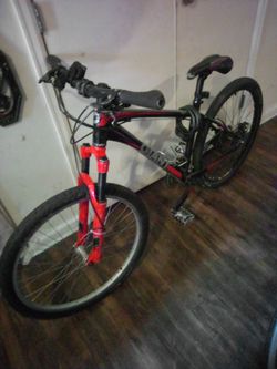 Giant revel mountain bike 2011
