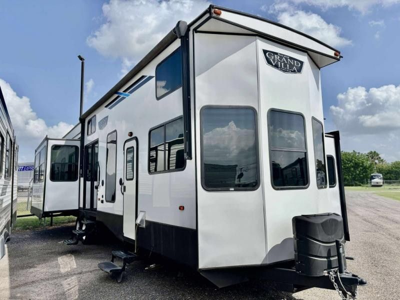 2022 Forest River Salem 42DL