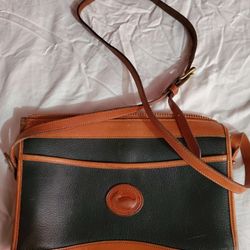 Dooney & Bourke Bag