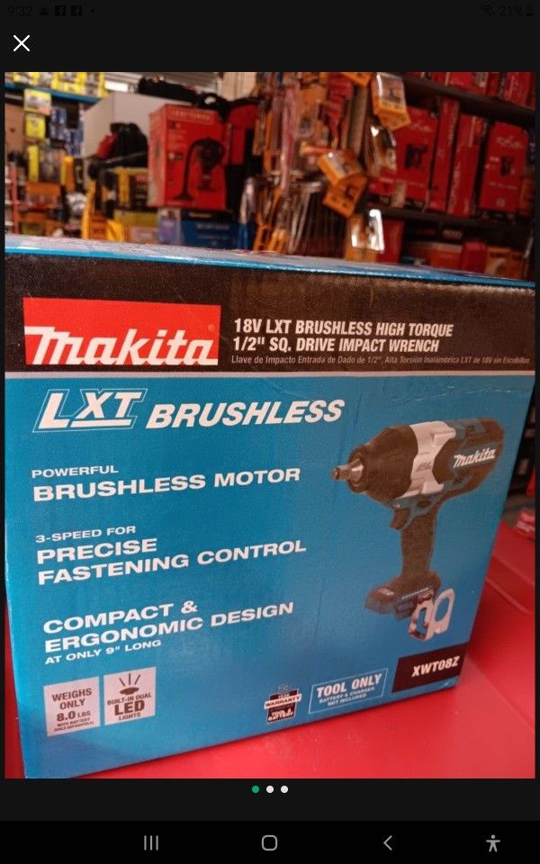 Makita 18V LXT Brushless High Torque 1/2" SQ. Drive Impact Wrench Tool-Only