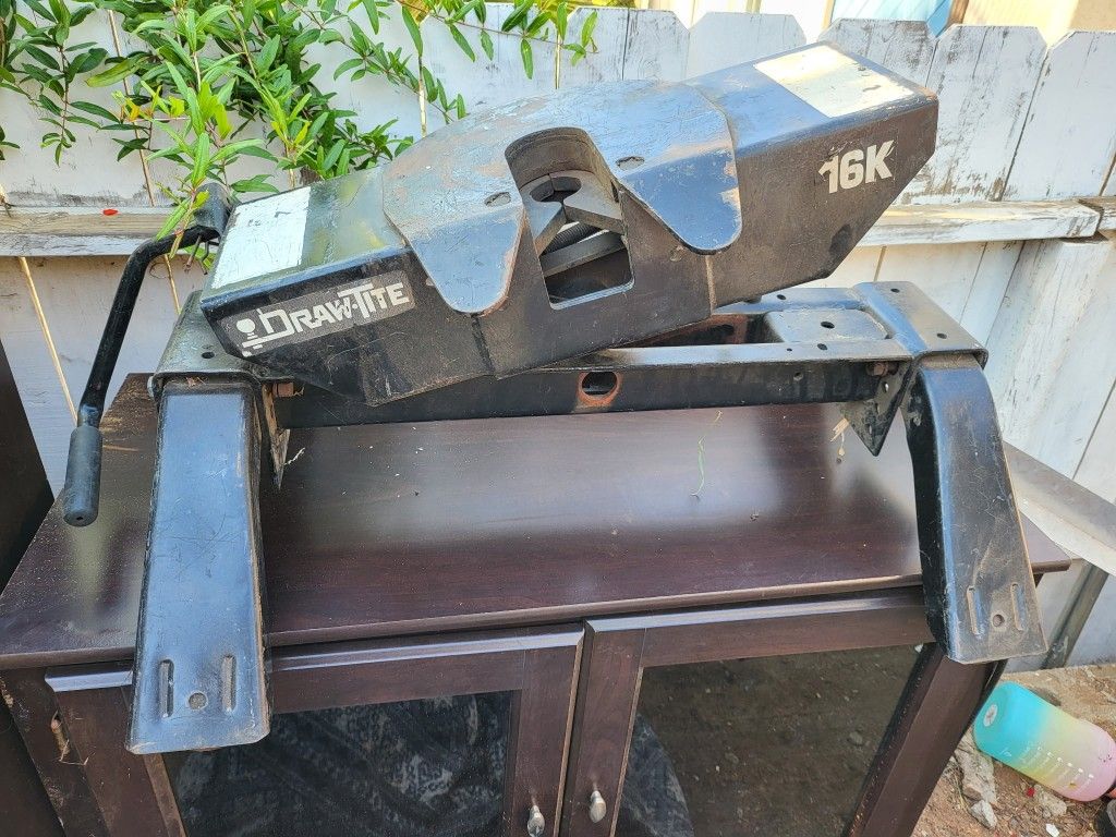5th Wheel Tow hitch