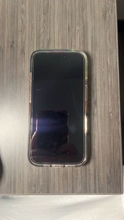 iPhone 16, pink