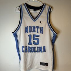 Jordan - Vince Carter Jersey UNC  jersey #15 Jordan Size L North Carolina
