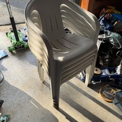 Plastic Patio / Lawn Chairs 