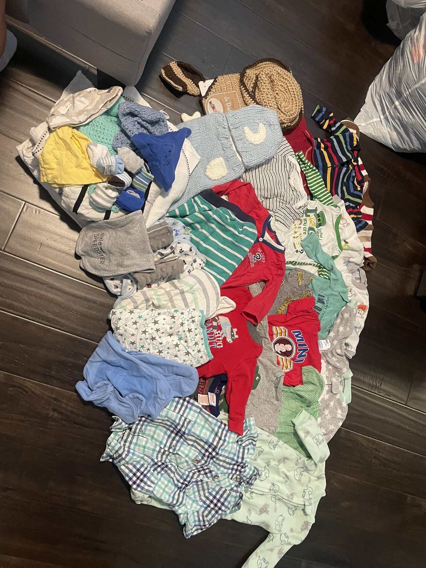 Baby Clothes & Swaddles