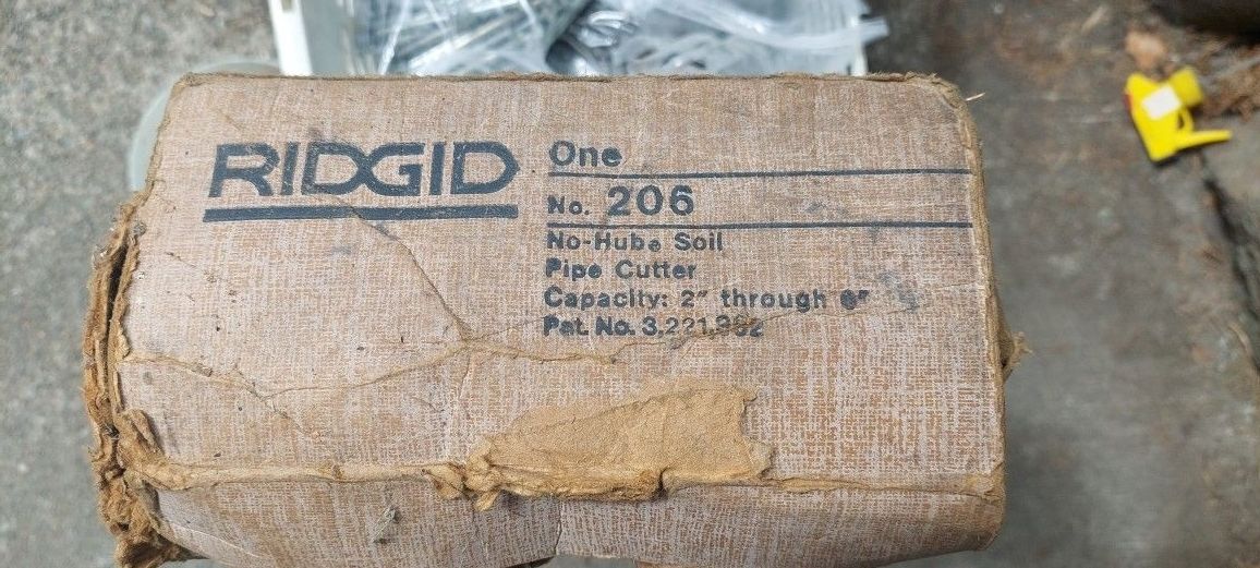 RIDGID 206 No Hub Soil Pipe Cutter--Lightly Used
