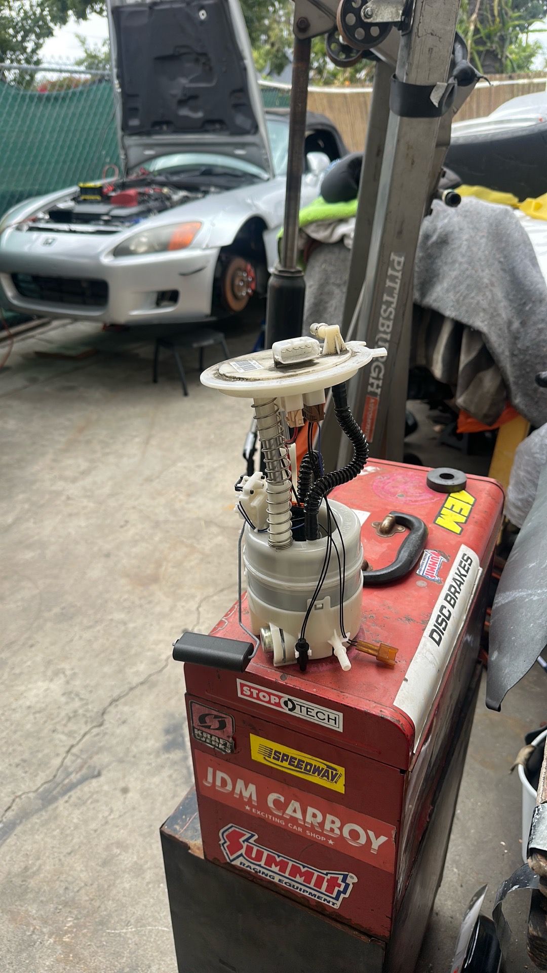 Nissan Rogue fuel pump