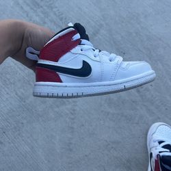 Air Jordan 1 Mid TD White Red