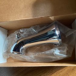 MOEN Tub Spout