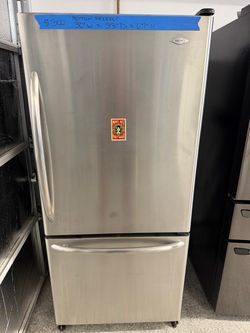 Bottom freezer refrigerator
