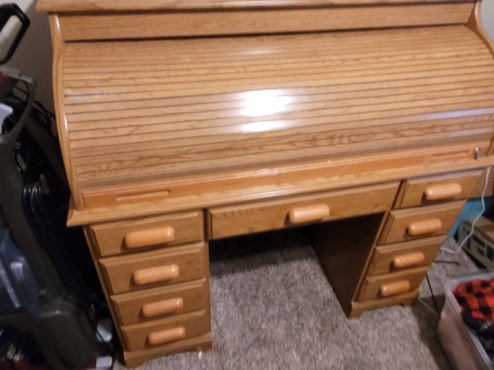 Roll Up Desk